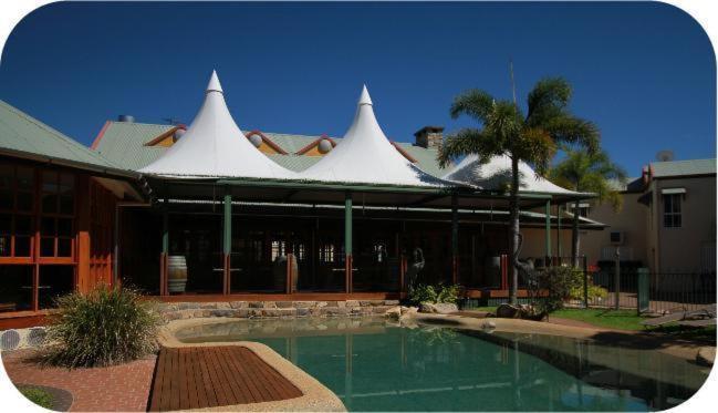 Tinaroo Lake Resort المظهر الخارجي الصورة
