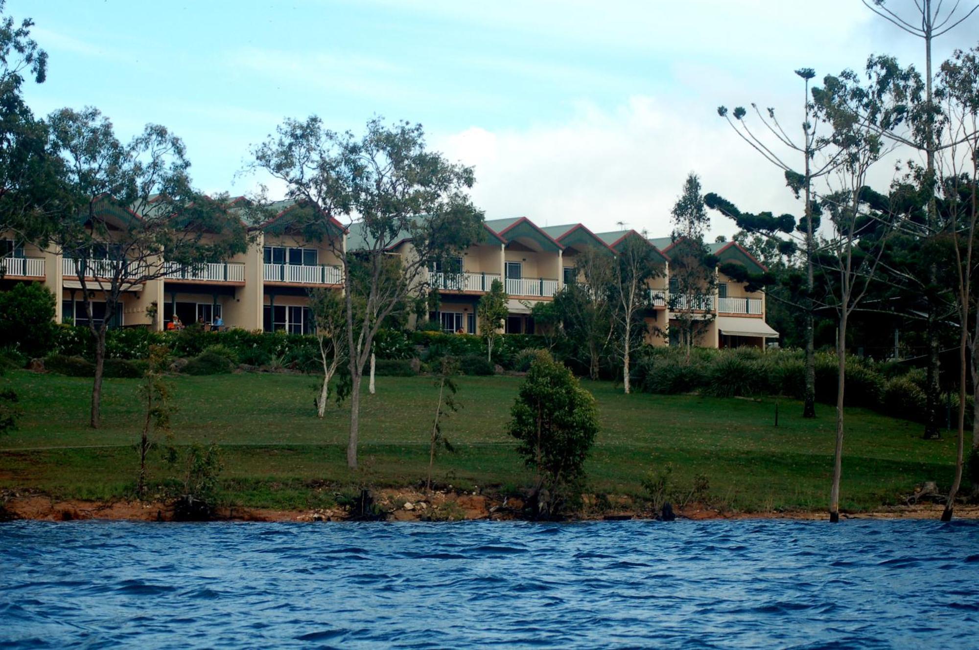 Tinaroo Lake Resort المظهر الخارجي الصورة